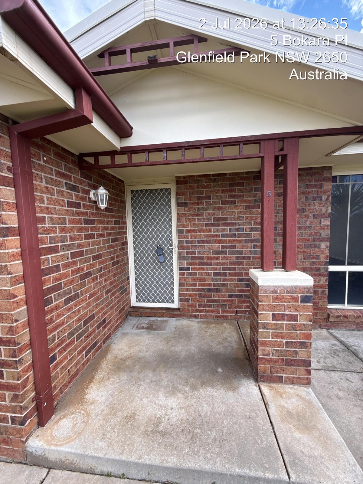 Bond clean 5 Bokara Place Glenfield Park